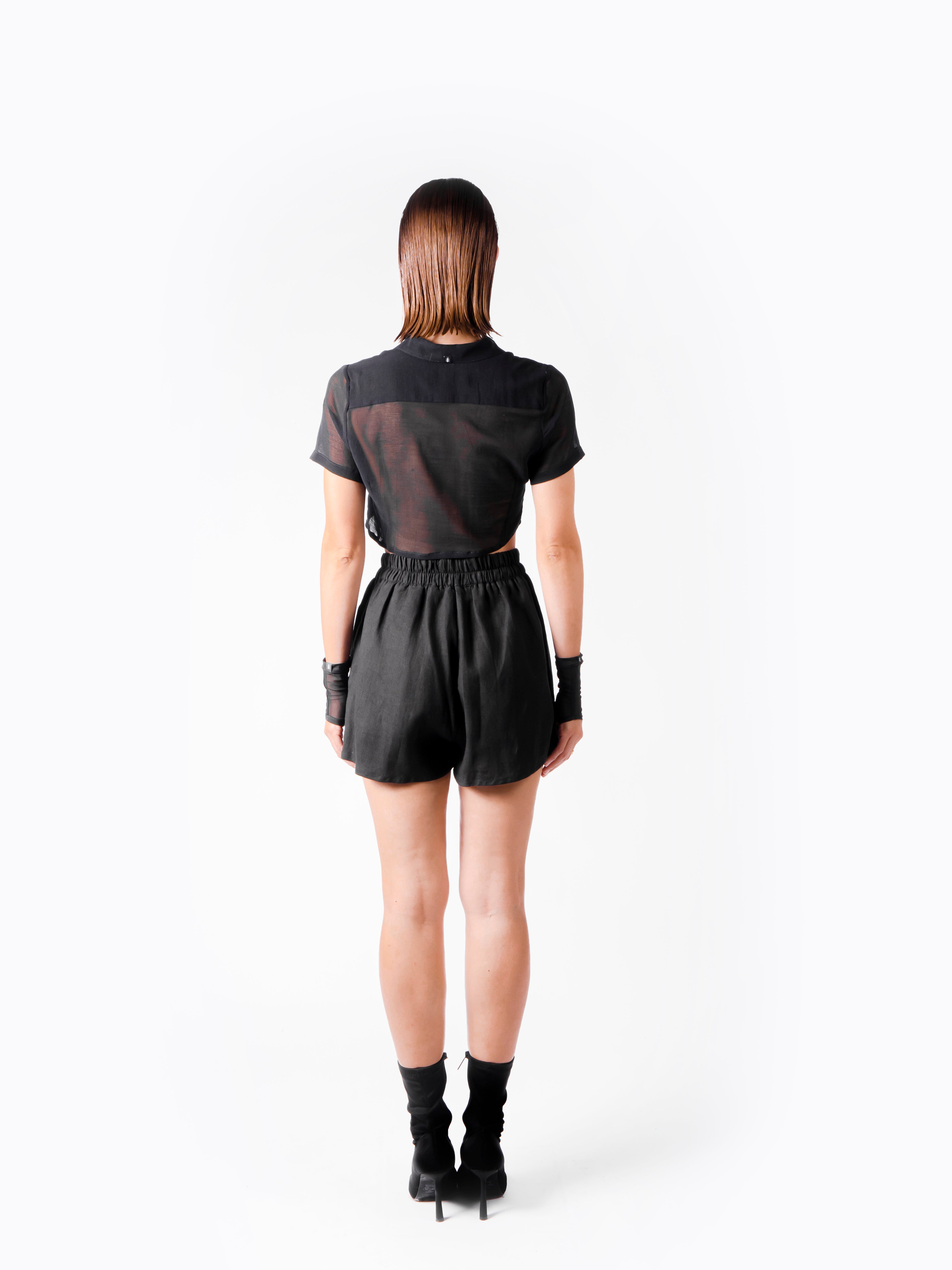 YES BLACK ITALIAN LINEN SHORTS - DE LA ROSA TULUM
