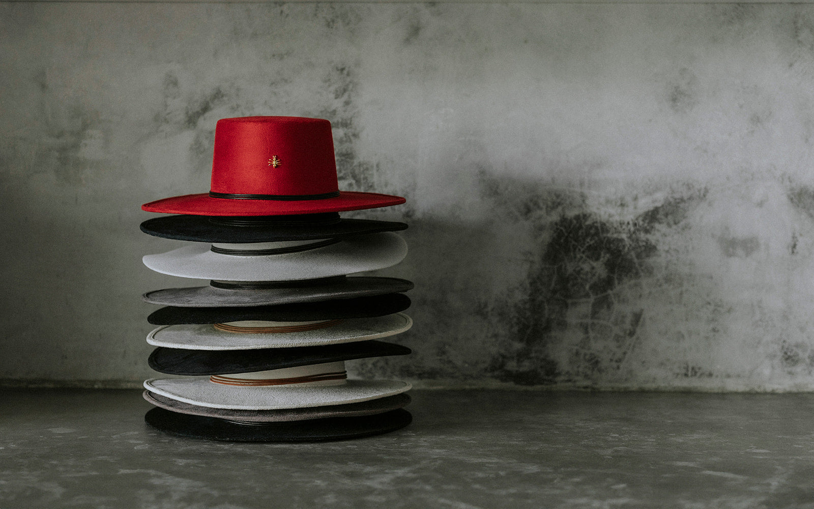 HATS – DE LA ROSA TULUM