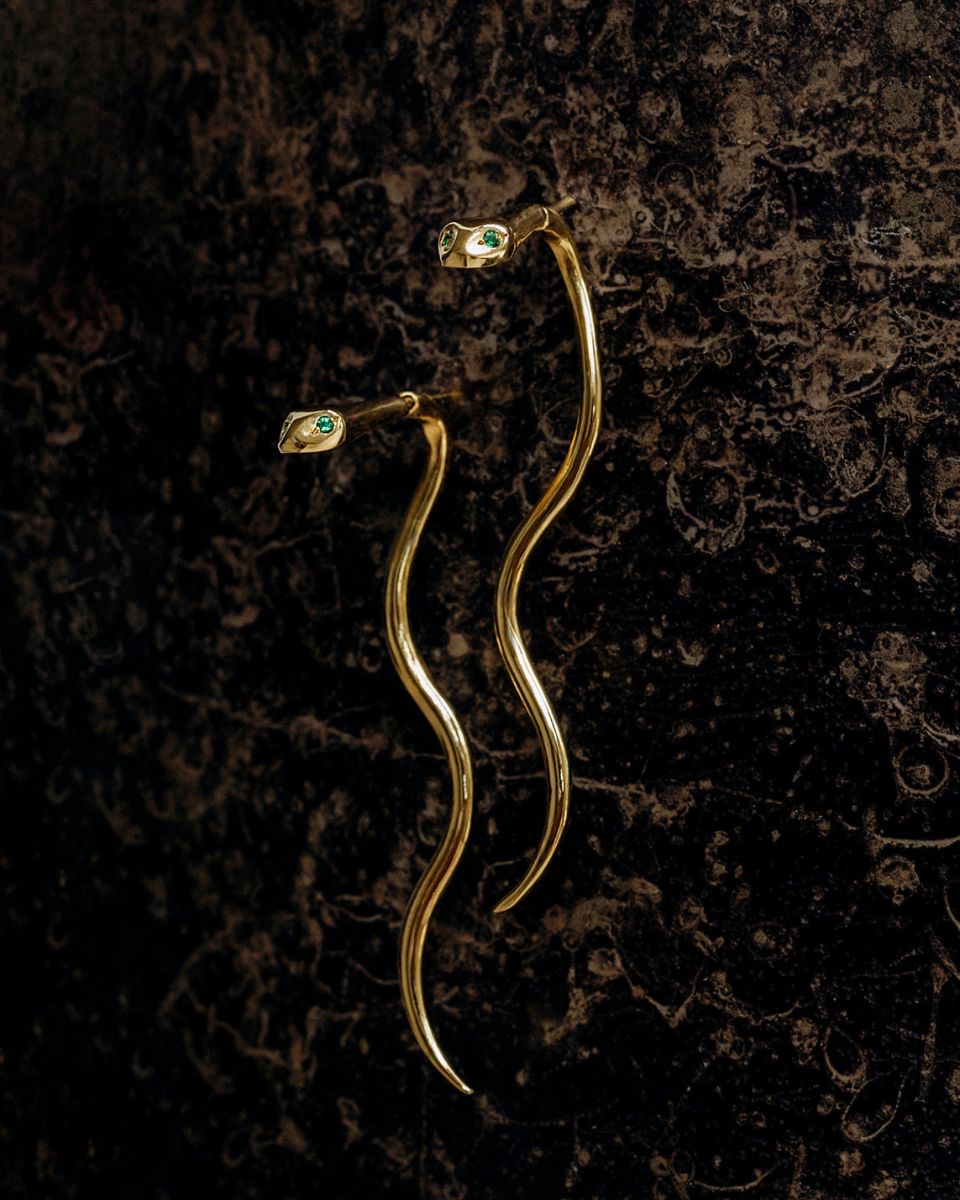 SNAKE GOLD EARRINGS - DE LA ROSA TULUM