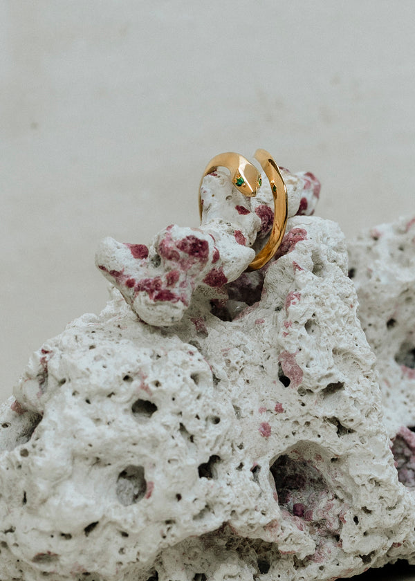 BABY SNAKE GOLD RING - DE LA ROSA TULUM