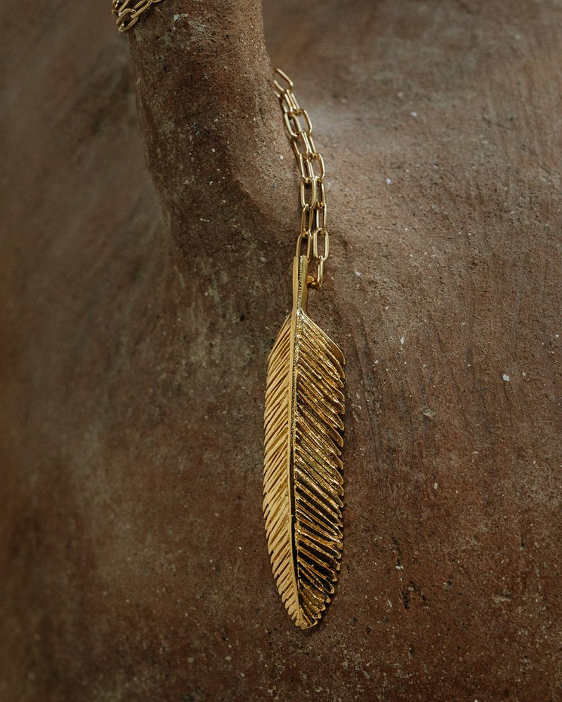 PALM LEAF GOLD PENDANT