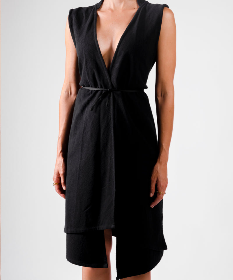 KINGDOM BLACK VEST DRESS - DE LA ROSA TULUM