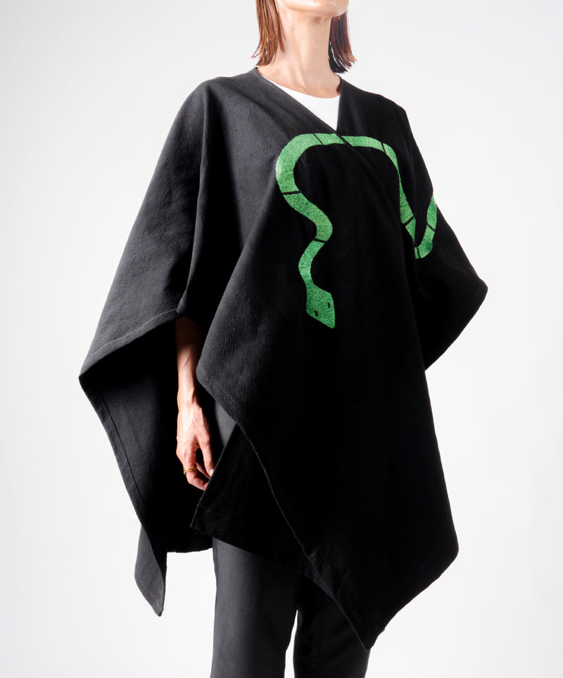 SNAKE BLACK PONCHO - DE LA ROSA TULUM