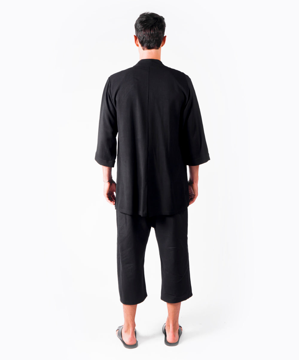 CONFIDENT BLACK KIMONO MEN - DE LA ROSA TULUM