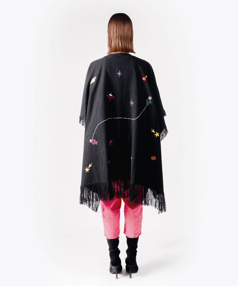 NO GRAVITY BLACK PONCHO - DE LA ROSA TULUM